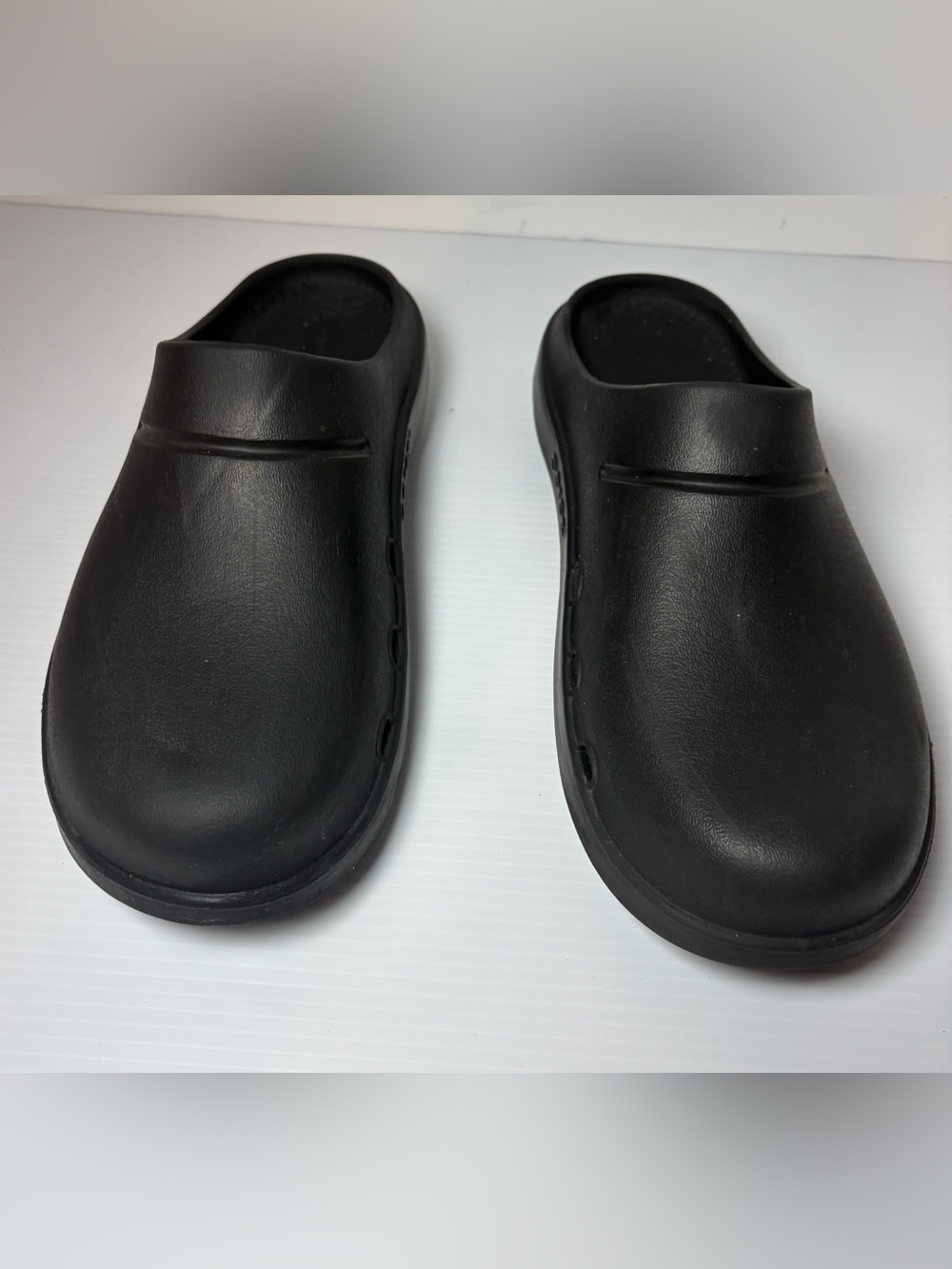 OOFOS OOcloog Recovery Clogs Black Men's 9 Women's 11 EU 42 Comfort Shoes